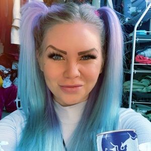 Meet your Posher, Kelci